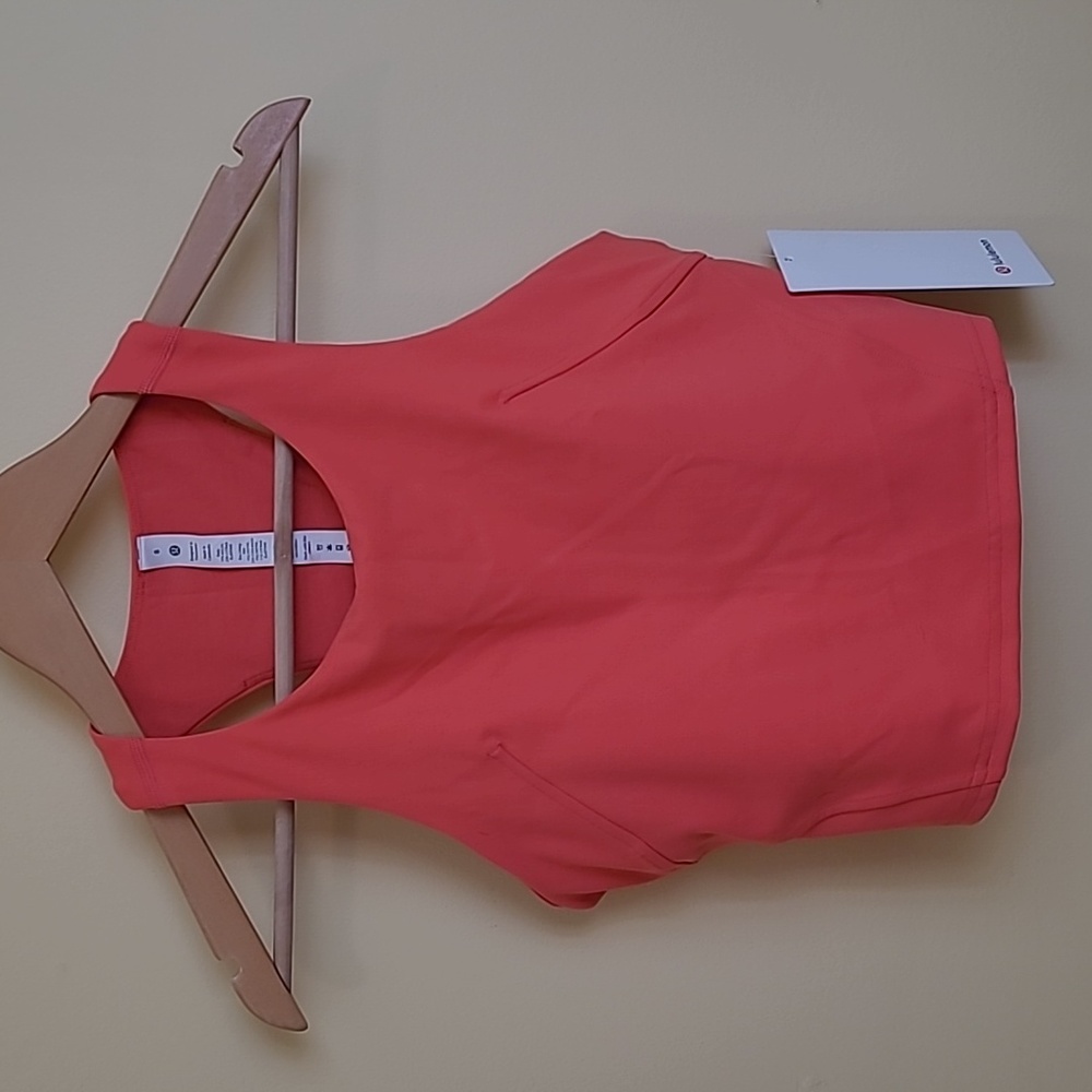 Lululemon New With Tags Invigorate Train Tank Size 8
